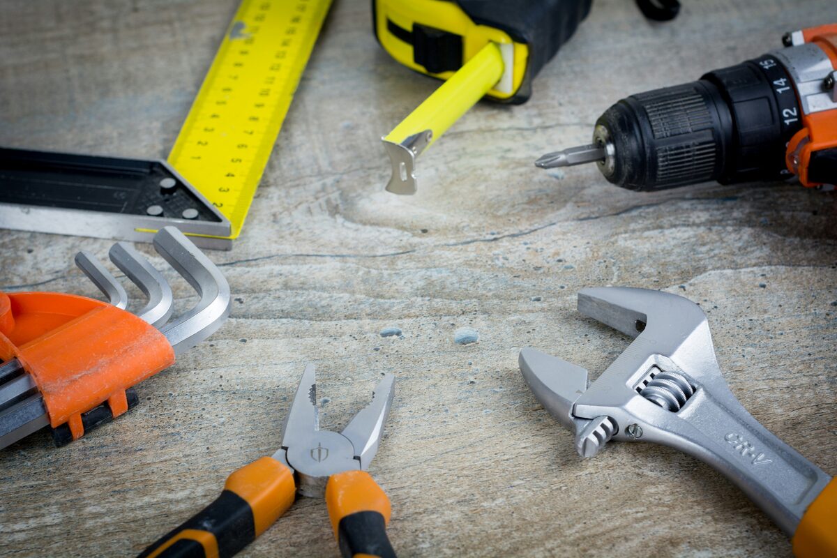 Outils de bricolage pour services et prestations entre particuliers sur Full Annonces