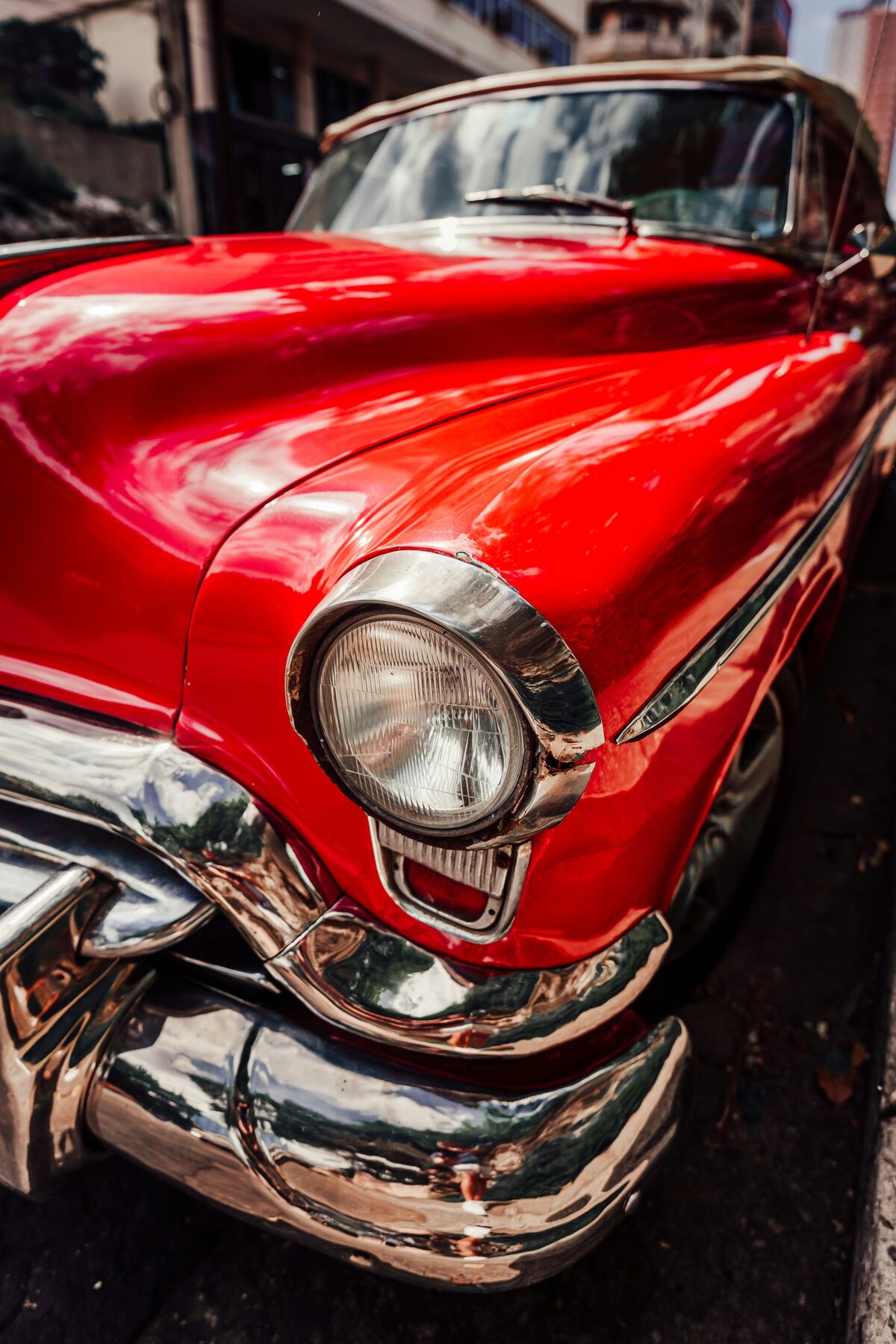 Voiture de collection ancienne decapotable rouge en vente sur Full Annonces