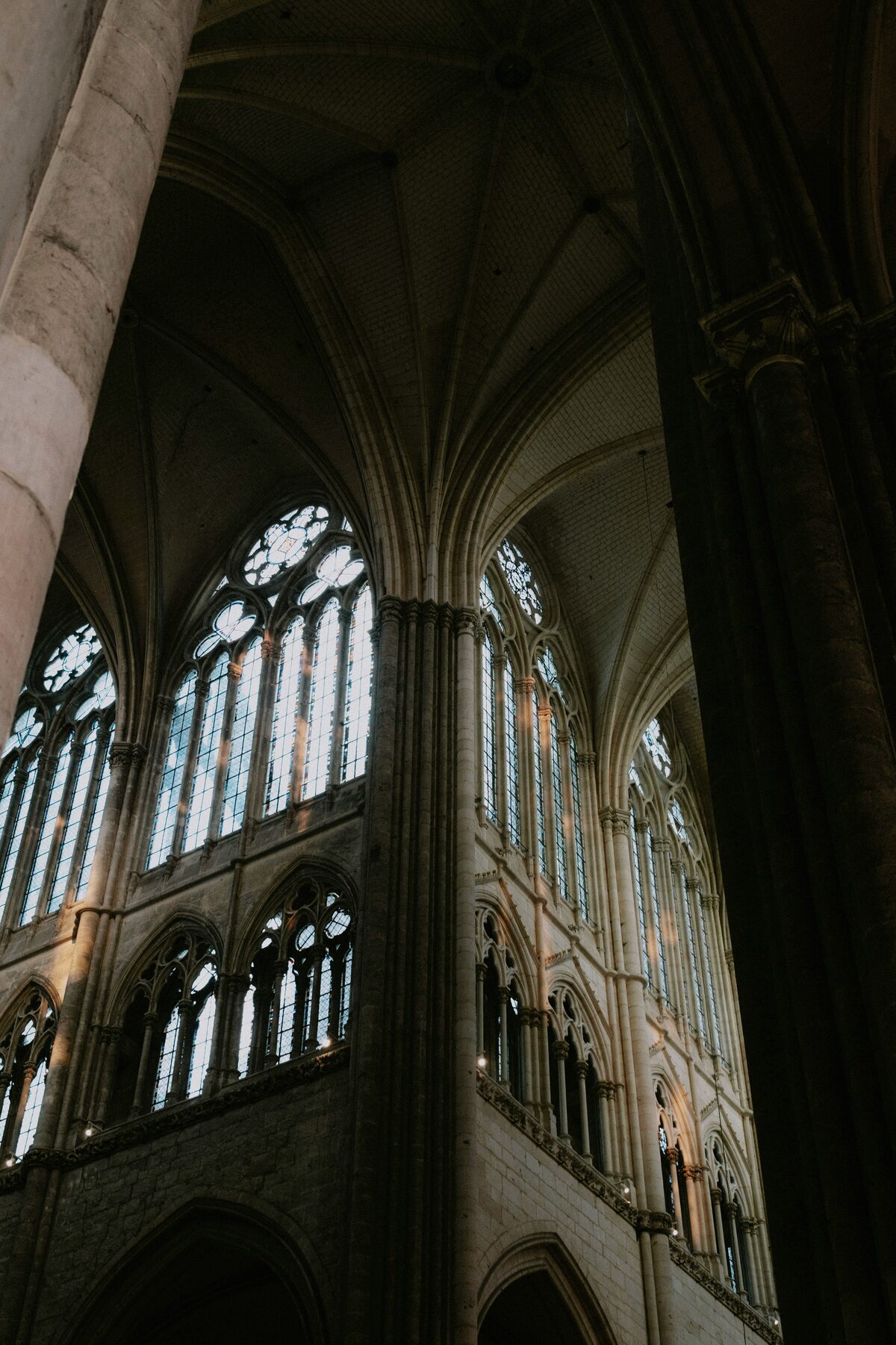 Interieur de la cathedrale Notre-Dame d Amiens, annonces en Picardie sur Full Annonces