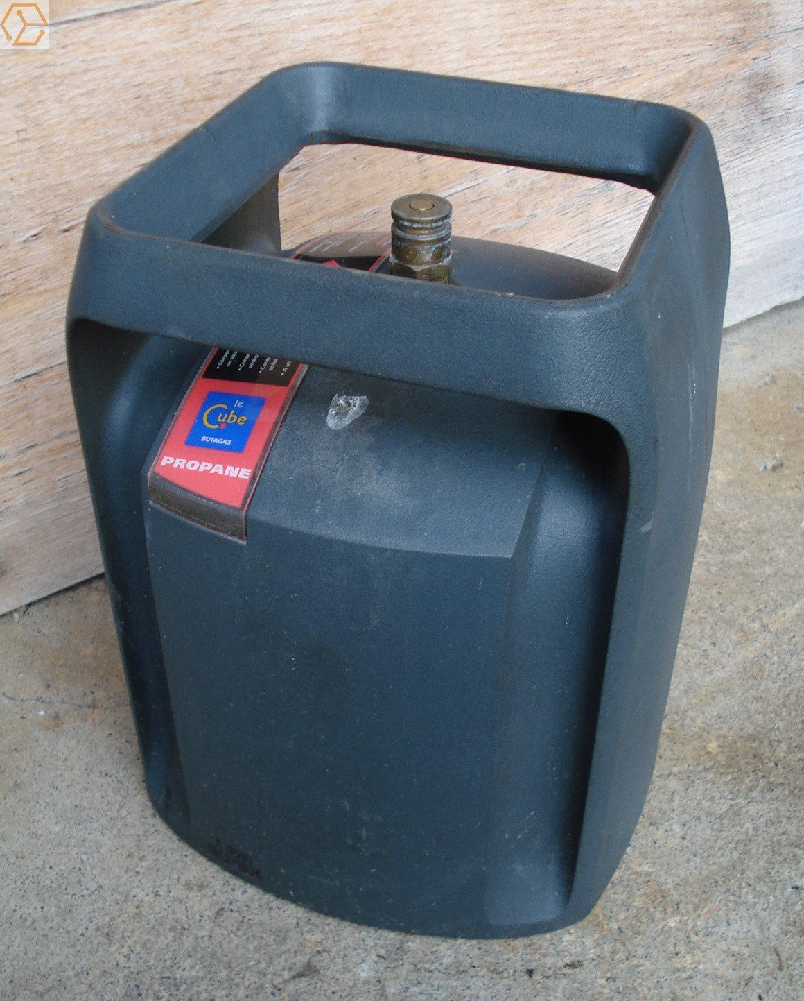 Cube propane vide - Full Annonces